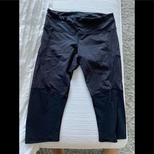 Black lululemon leggings